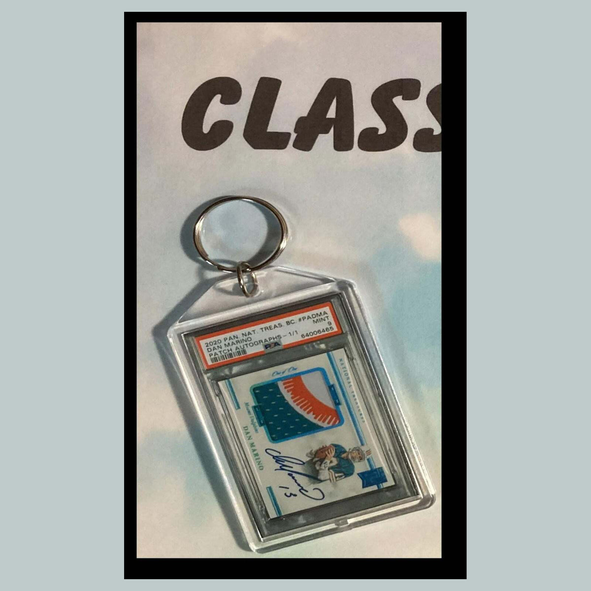 3477 Dan Marino 2020 Panini Nat Treasures Patch Auto Custom Hand Made Keychain