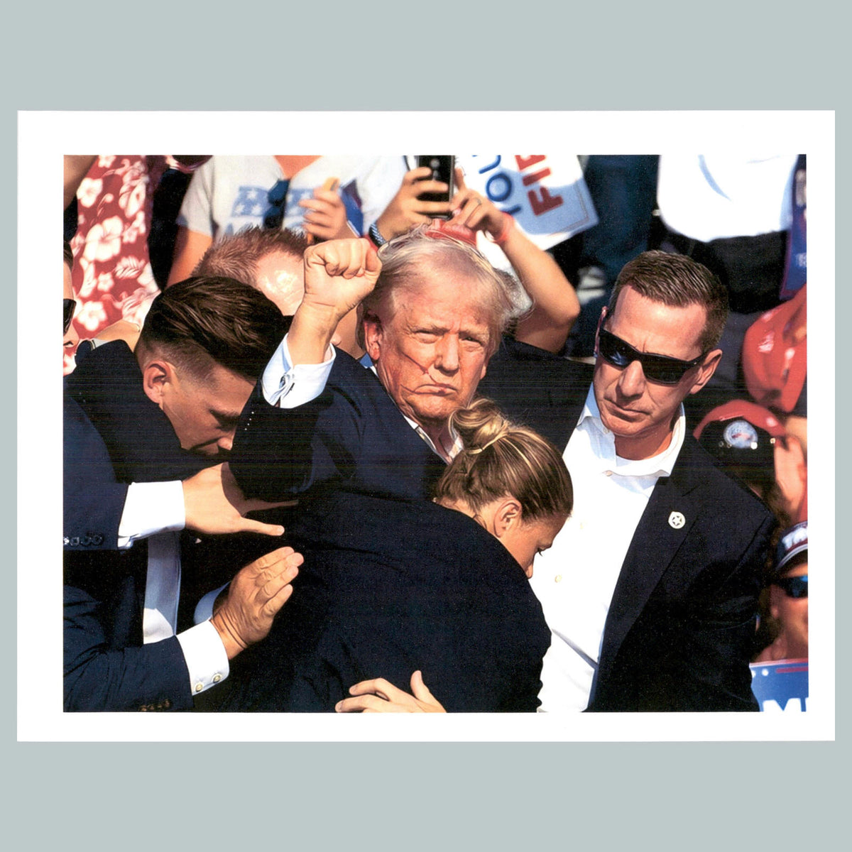 0140 P -8X10 Trump Assassination Attempt Glossy Photo Fast Shipping
