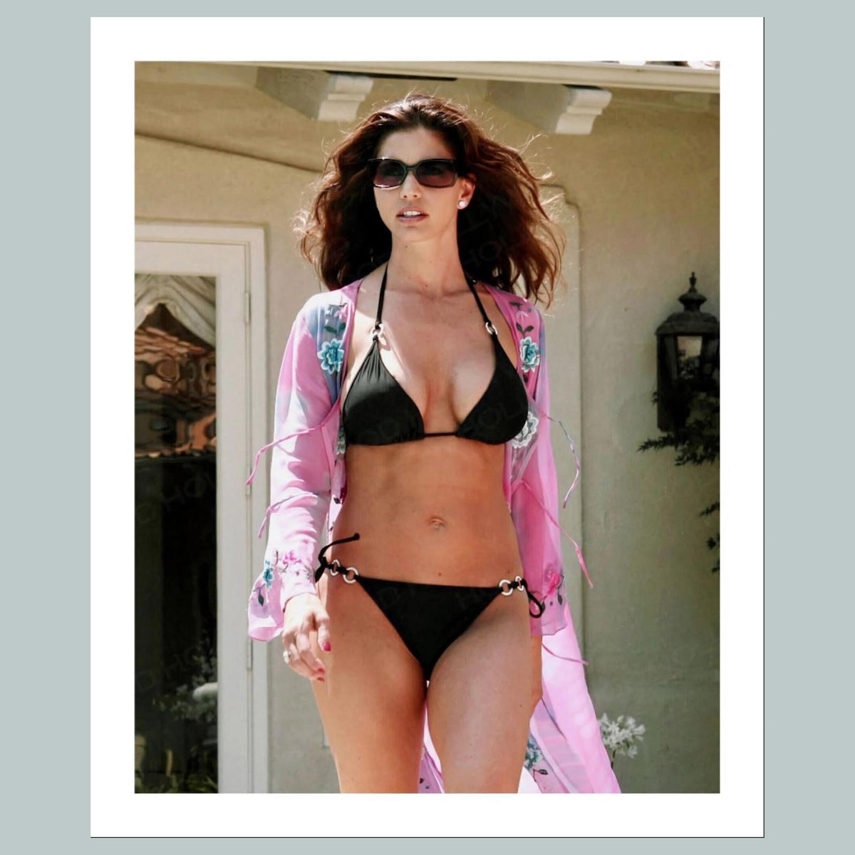1638 Charisma Carpenter 8x10 Glossy Photo- Fast-Secure Shipping
