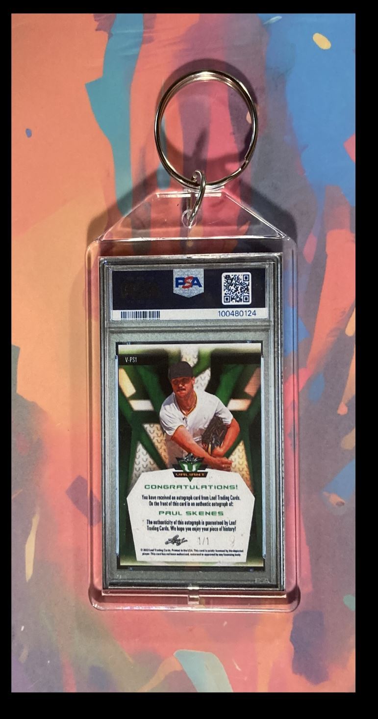 3043 Paul Skenes 2023 Leaf Eclectic Gold SuperFractor Auto Keychain