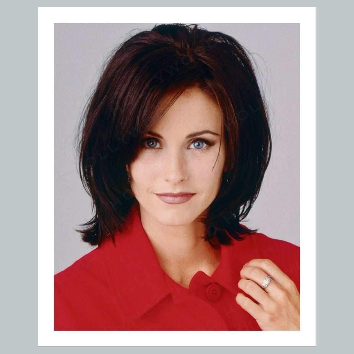 1723 Courteney Cox 8x10 Glossy Photo - Fast-Secure Shipping