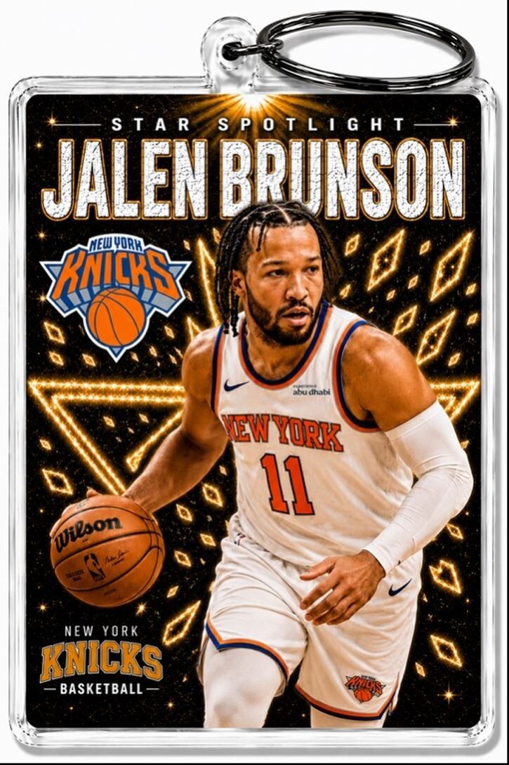 3984 Jalen Brunson Keychain Gold Spotlight Premium Keychain With Nameplate