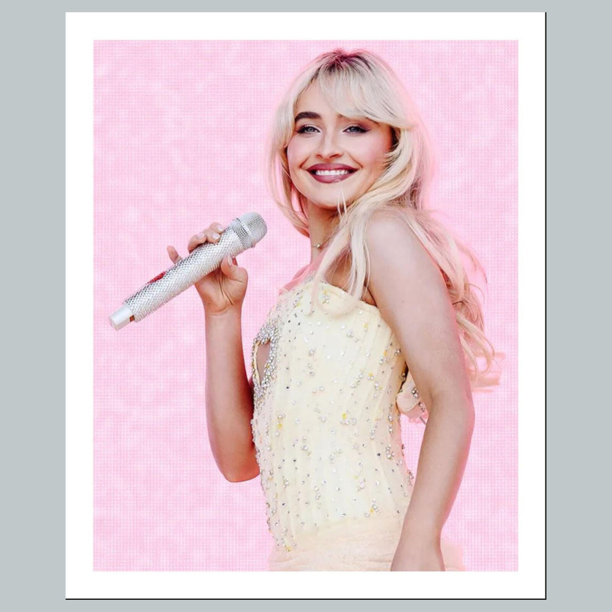 2047 Sabrina Carpenter 8x10 Glossy Photo - Fast-Secure Shipping