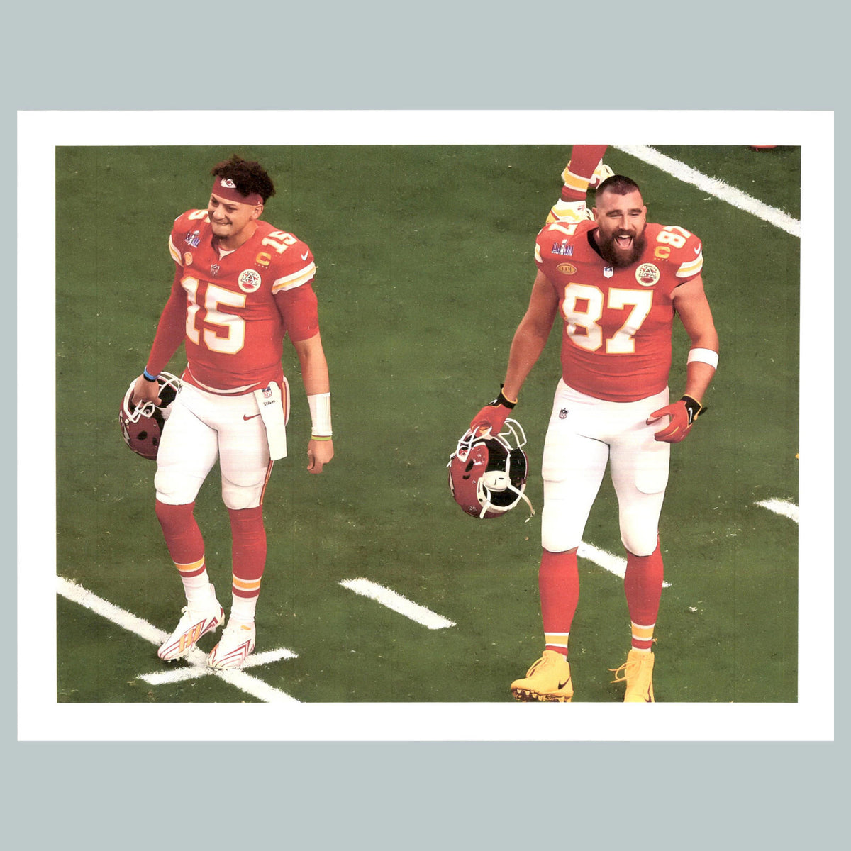 0161 8X10 Patrick Mahomes and Travis Kelce-in Practice Glossy Photo FBL