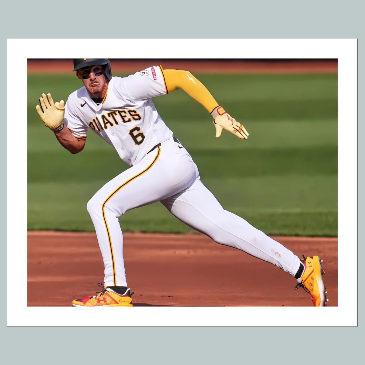 1568 8x10 Glossy Photo Konnor Griffin Debut 1st Hit Game Fast-Secure Shipping