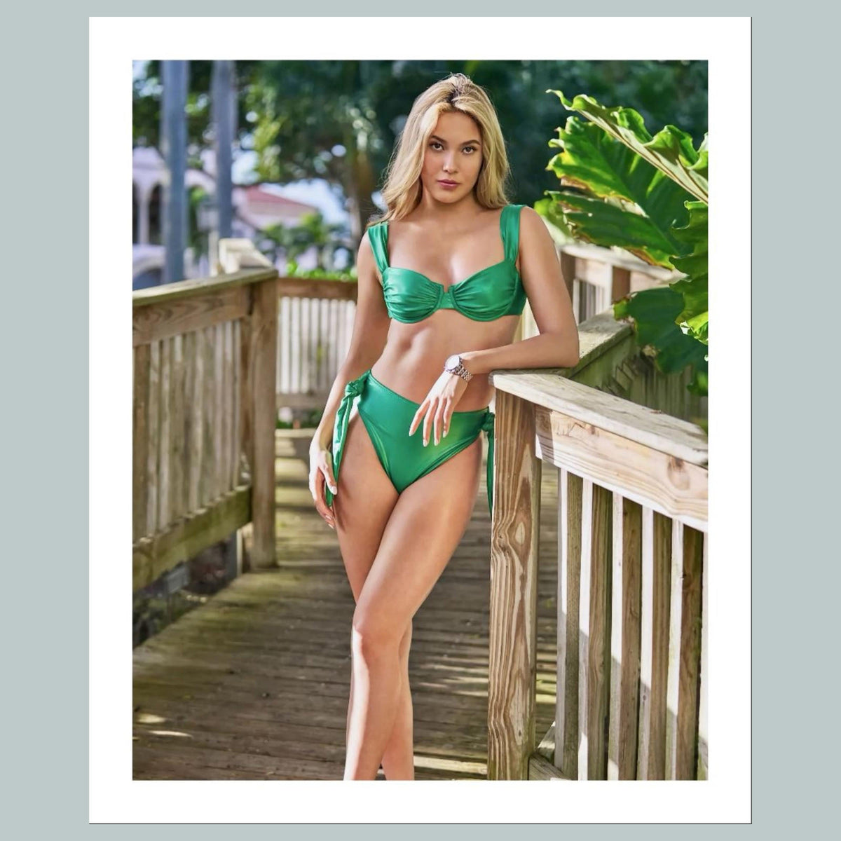 1617 Eileen Gu 8x10 Glossy Photo- Fast-Secure Shipping