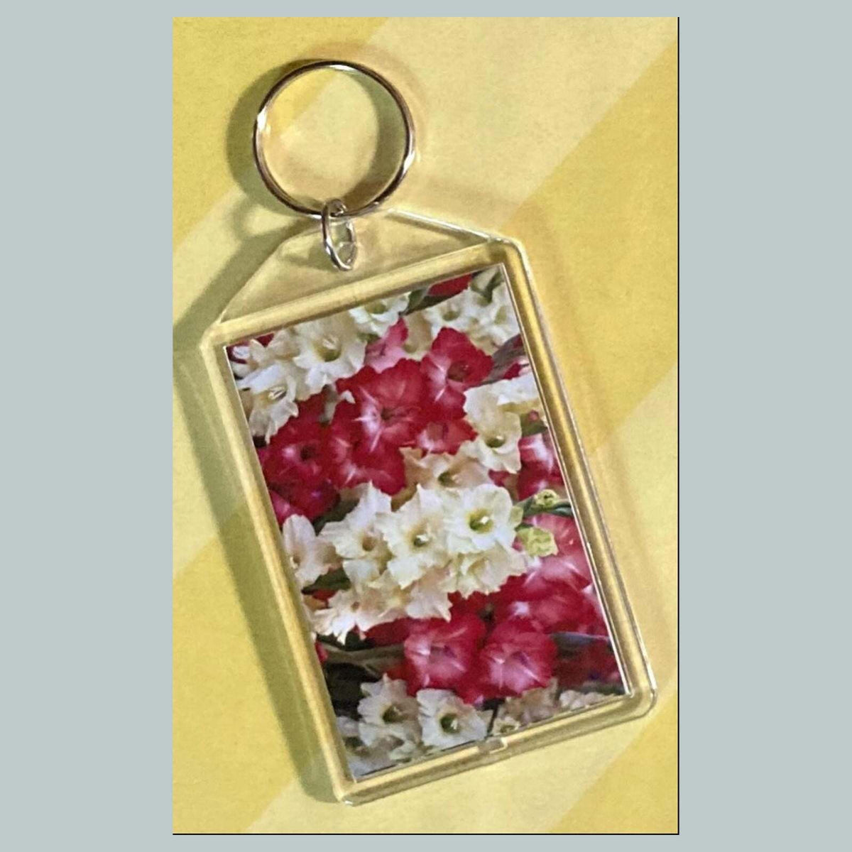 3705 Flowers - Gladiolus Custom Hand Made Keychain