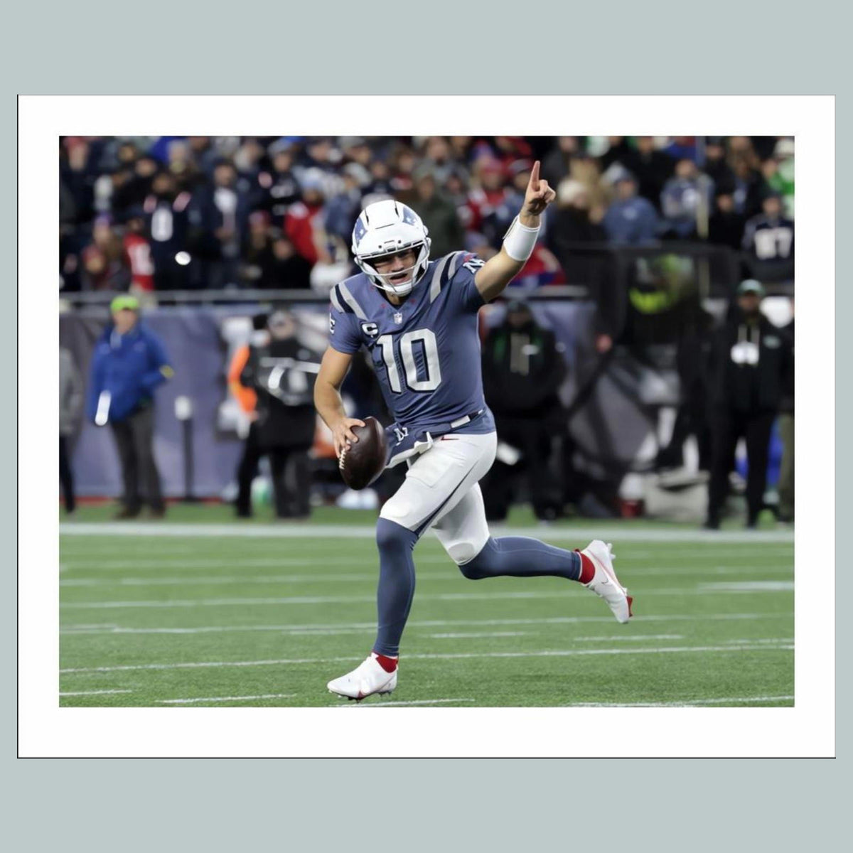 1037 8X10 Drake Maye 8x10 Glossy Photo - Fast-Secure Shipping FBL