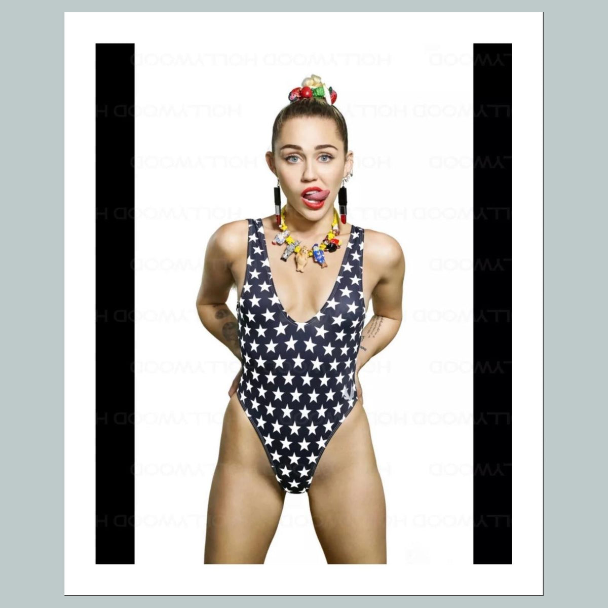 1716 Miley Cyrus 8x10 Glossy Photo Fast-Secure Shipping Makes A Great Gift