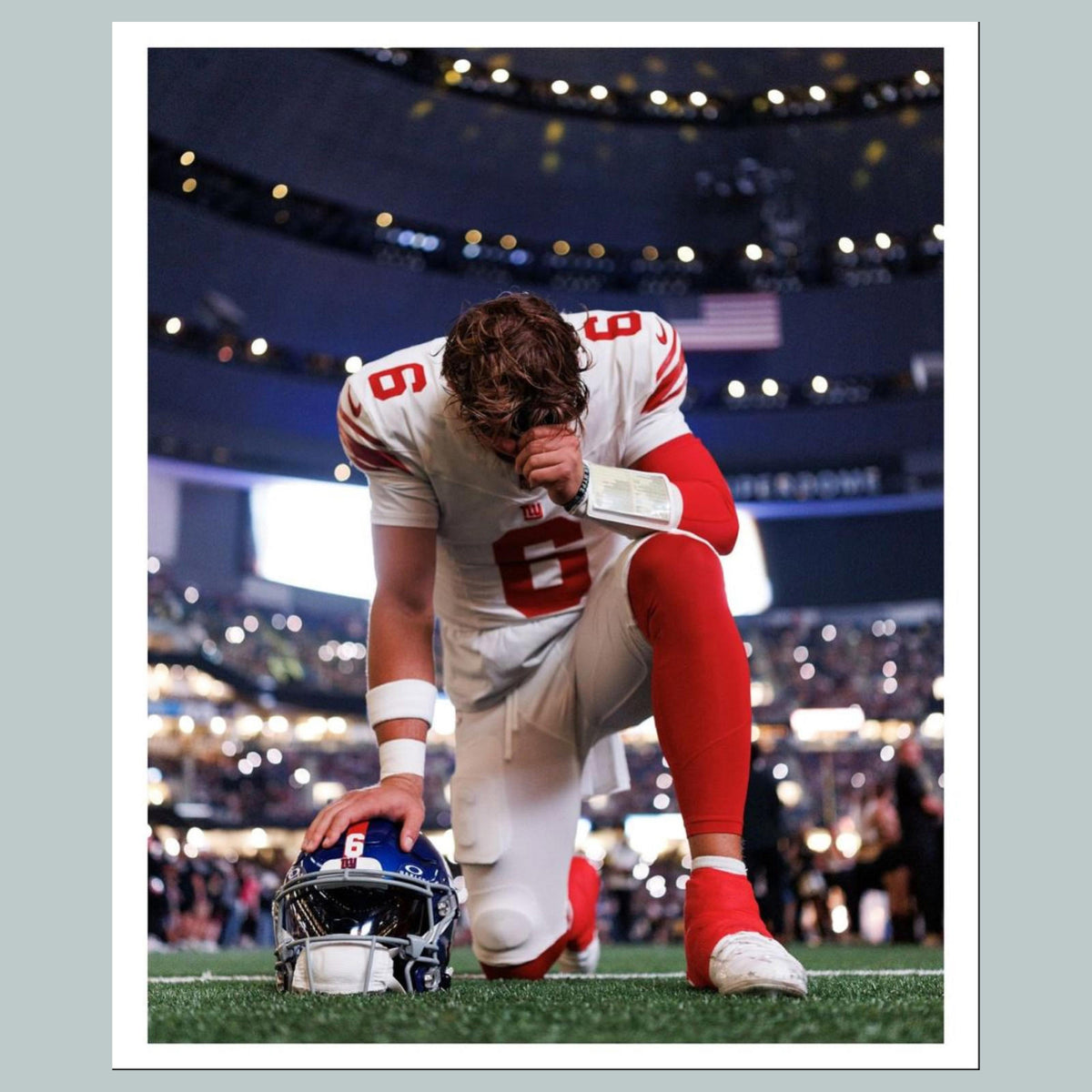 0842 8x10 Glossy Photo Jaxson Dart Kneeling Red Uniform Fast Shipping FBL
