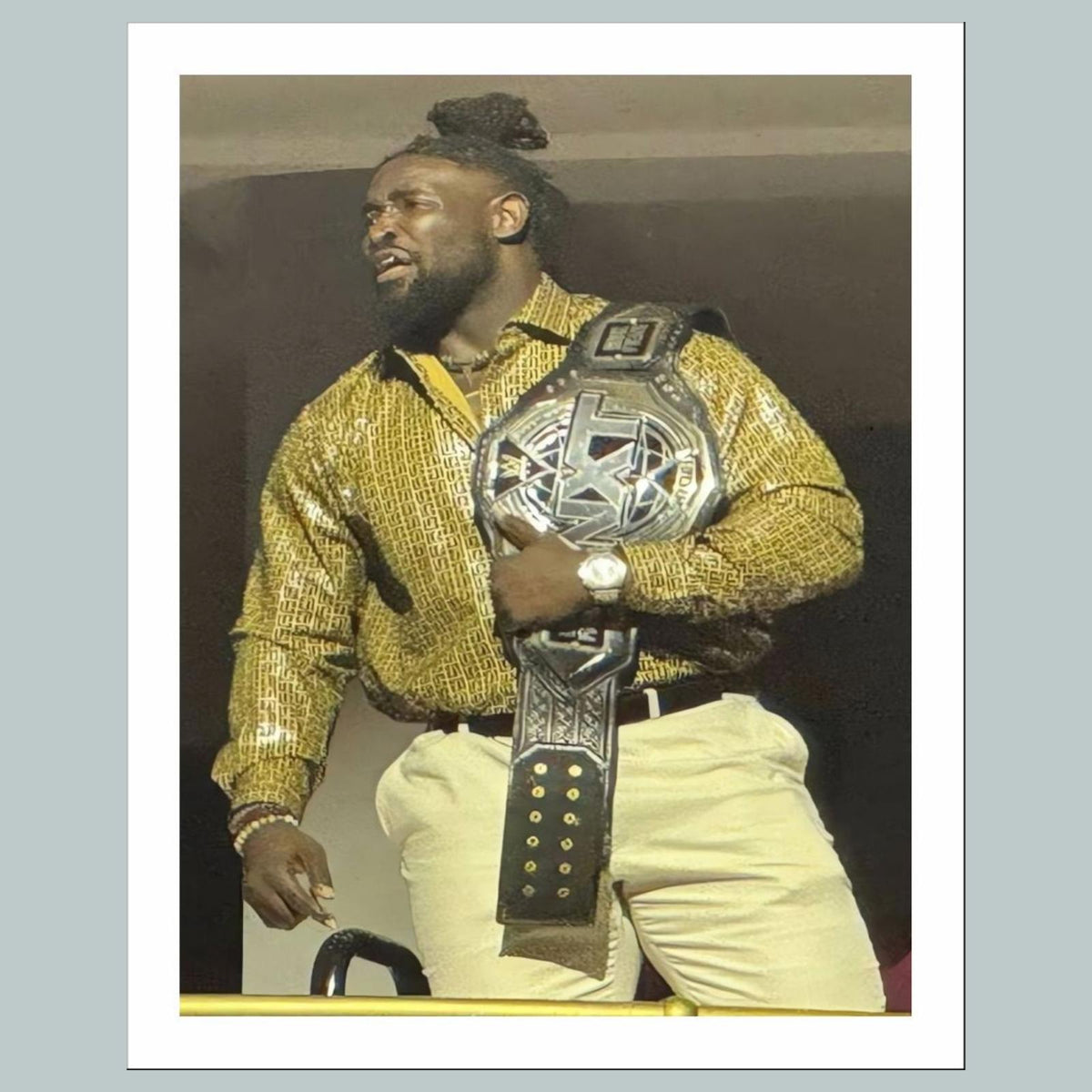 0418 Oba Femi 8x10 Glossy Photo - Fast-Secure Shipping MS