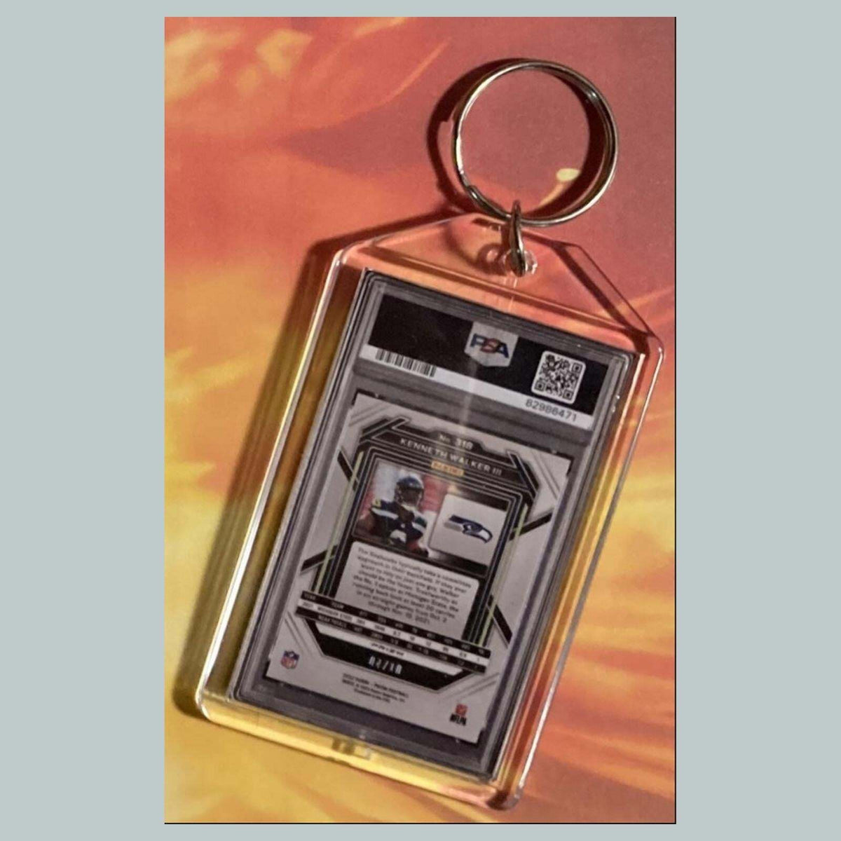3768 Kenneth Walker III 2022 Panini Gold Prizm Auto Hand Made Keychain