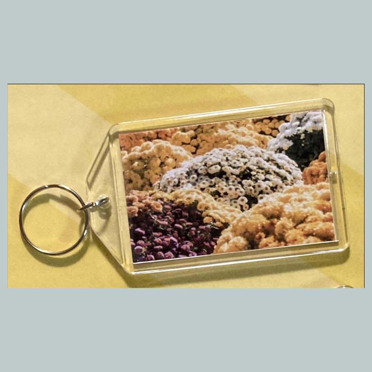 3681 Chrysanthemu Acrylic Keychain | Floral Keychain | Flower Lover Gift