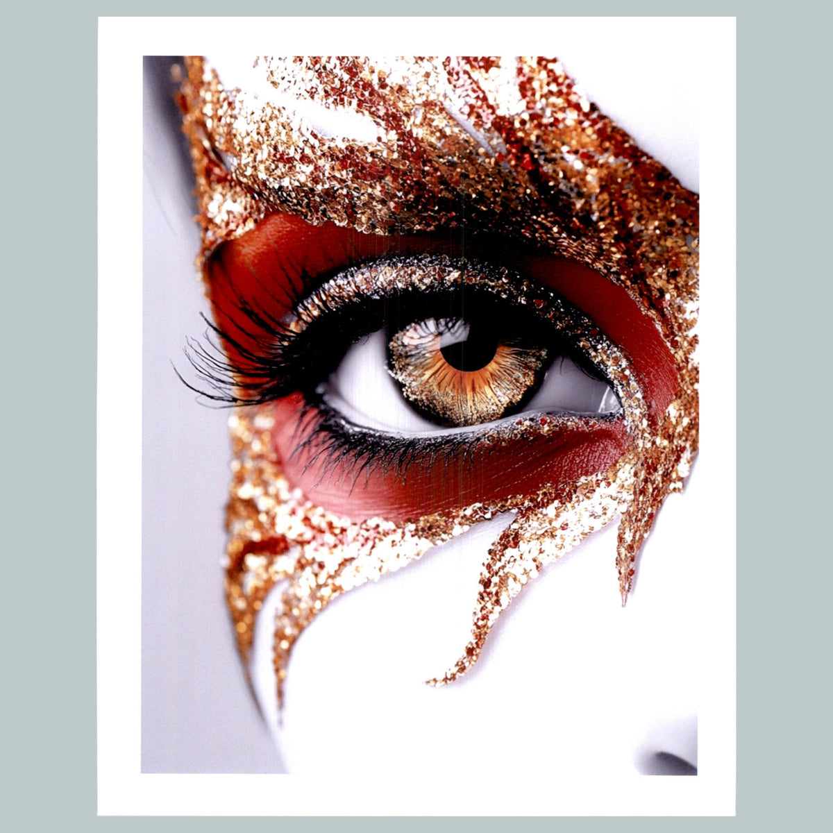 0526 P-8X10 Gold Eye Glossy Photo Fast-Secure Shipping MS