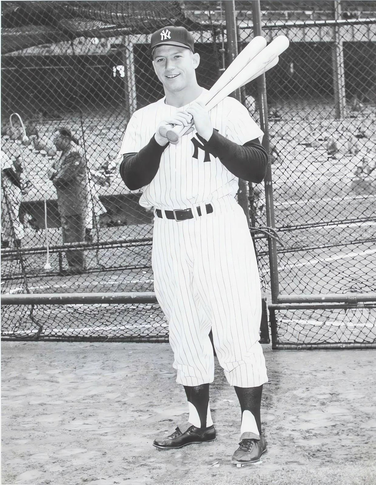 0704 P-8X10 1950's Mickey Mantle Glossy Photo Fast Shipping BBL